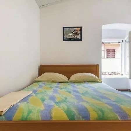 House 1997 * Pavicini