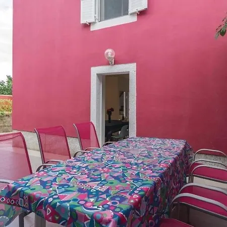 House 1997 Tatil Evi